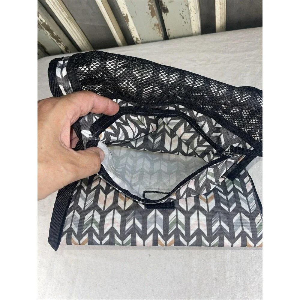 Skip Hop Diaper Changing Pad Station gray Print Clutch Organizer Baby